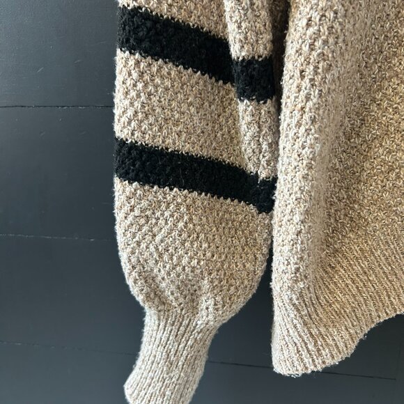 Tan & Black woman's Knit Sweater Size 1XL - Picture 3 of 4